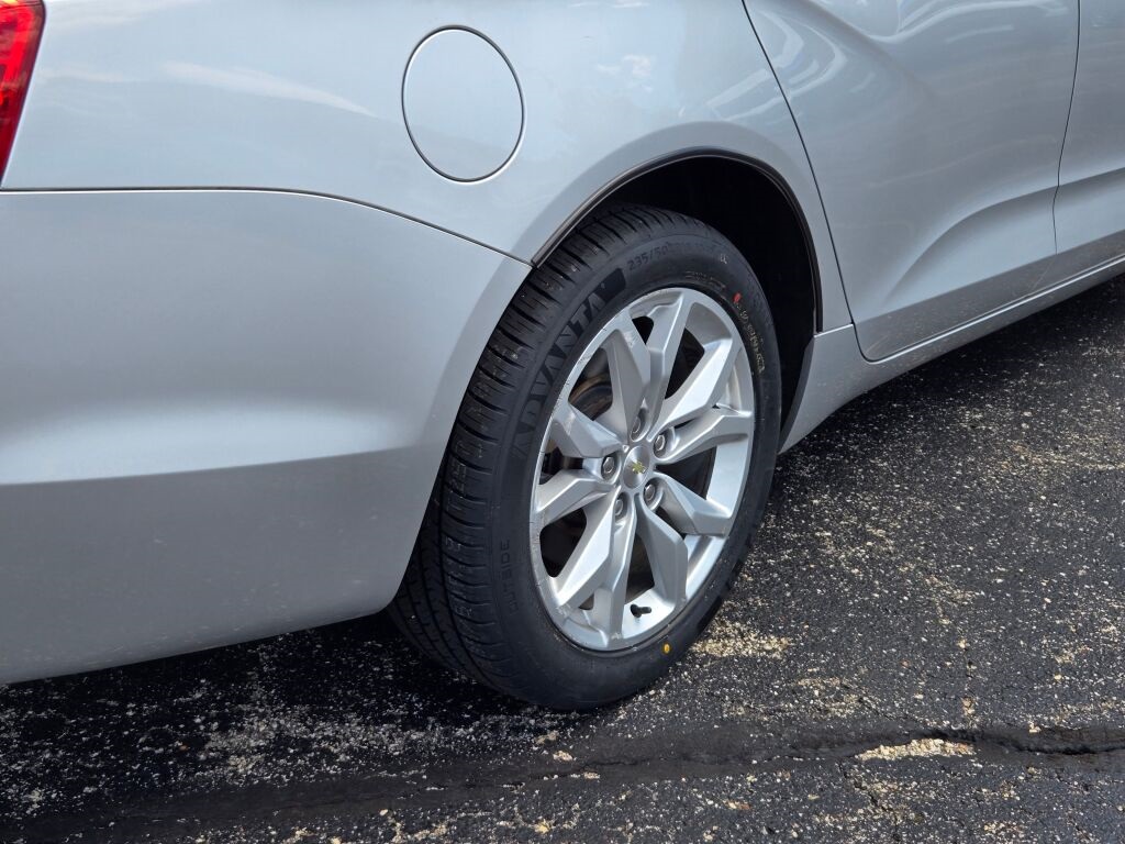 2020 Chevrolet Impala 1LT photo 9