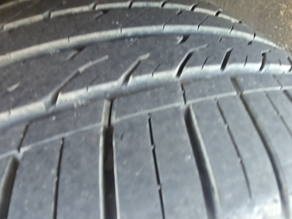 2013 Porsche Cayenne Base photo 35
