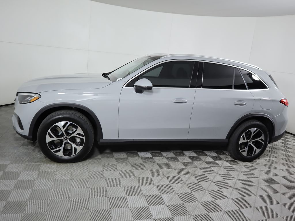 2026 Mercedes Benz GLC 350e 4MATIC photo 5
