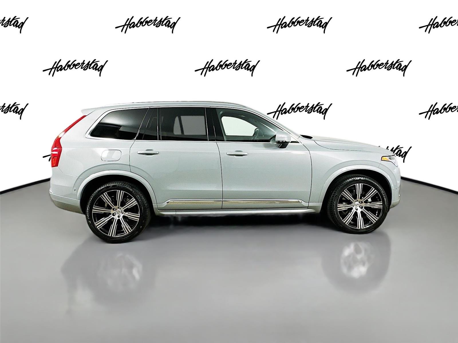 2025 Volvo XC90 photo 4