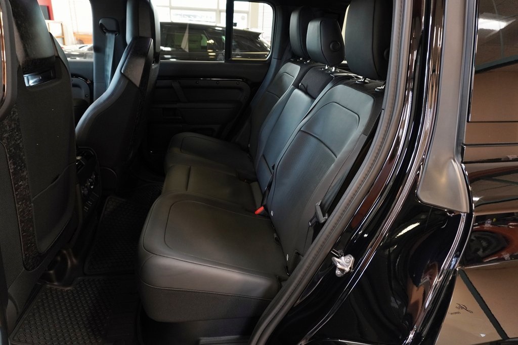 2026 LAND ROVER DEFENDER - Image 14