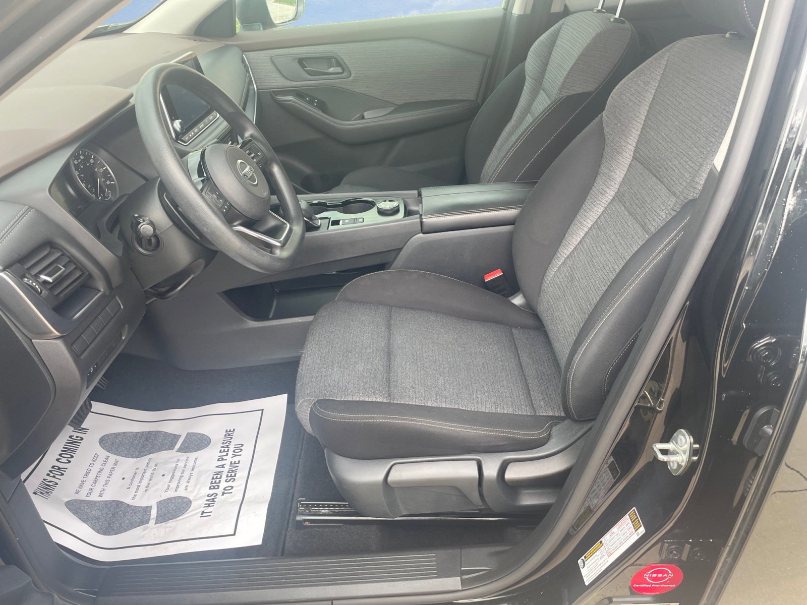 2021 Nissan Rogue S photo 14