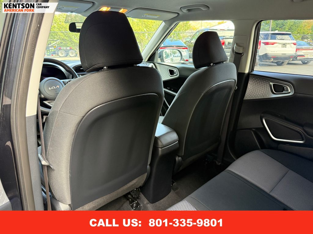 2024 Kia Soul LX photo 22