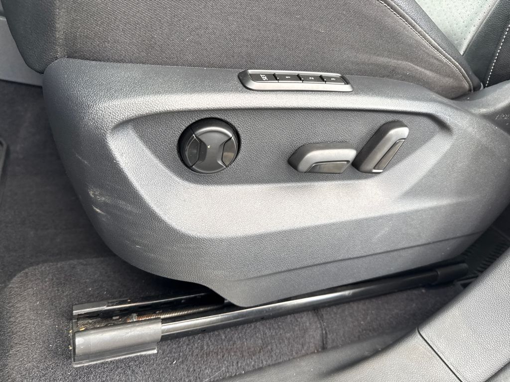 2019 Volkswagen Atlas V6 SEL photo 4