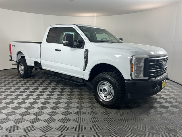 2026 Ford F-250 XL photo 3
