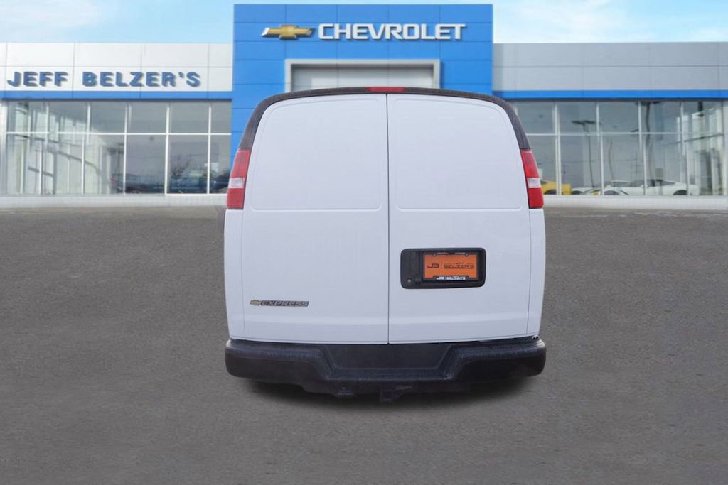 2025 Chevrolet Express 2500 Work Van Cargo photo 2
