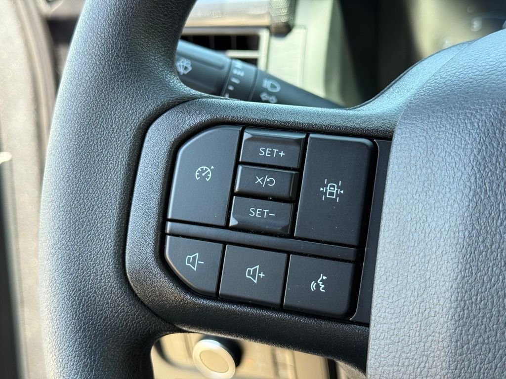 2025 Ford F-150 STX photo 13