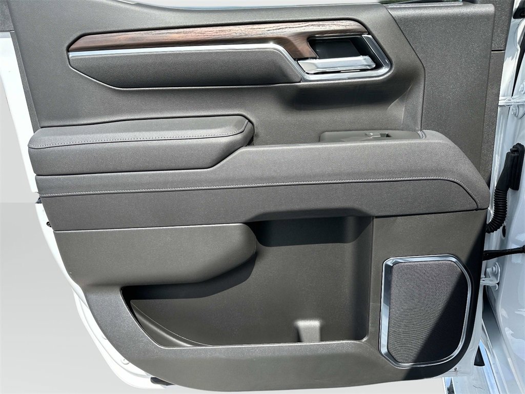2025 Gmc Sierra 1500 SLT photo 10