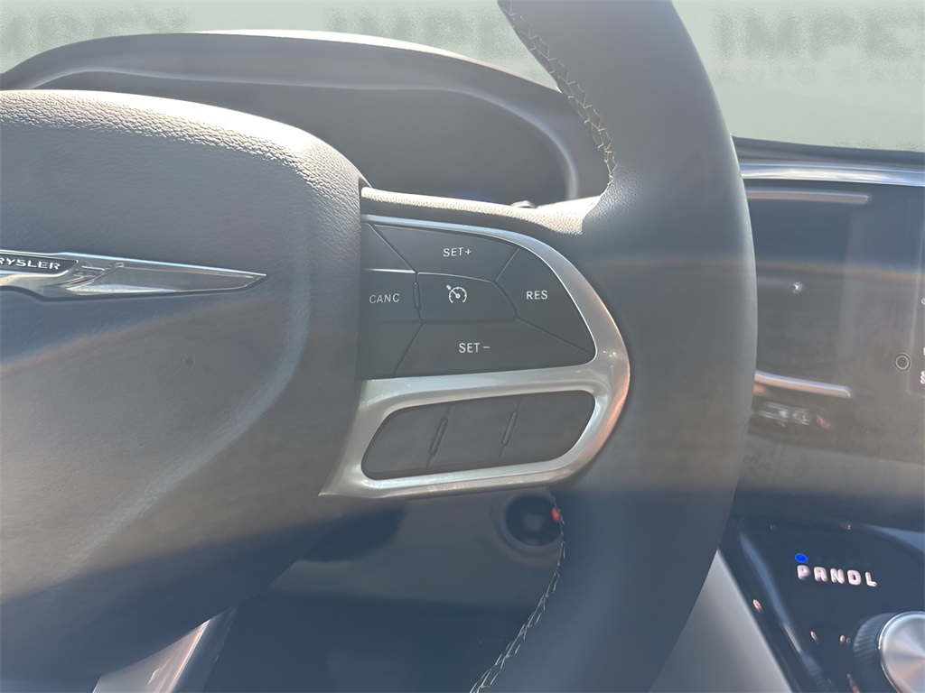 2023 Chrysler Voyager LX photo 15