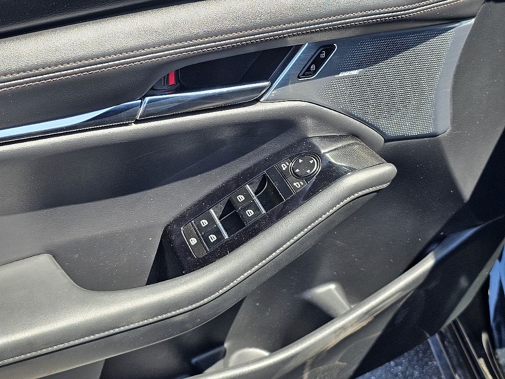 2021 Mazda Mazda3 Premium Plus photo 8
