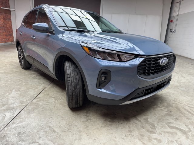 2025 Ford Escape Plug-In Hybrid Base photo 7