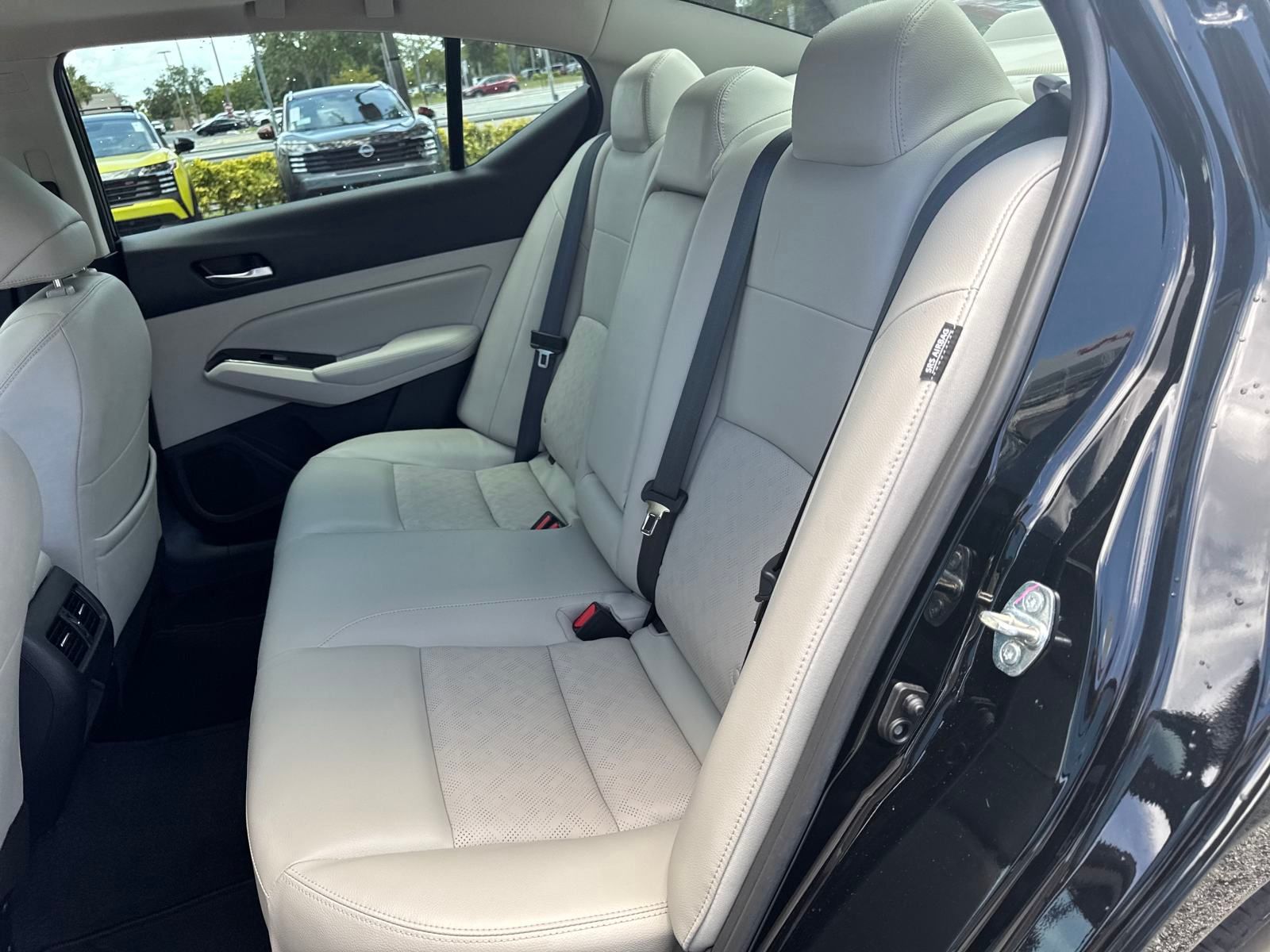 2024 Nissan Altima 2.5 SL photo 25