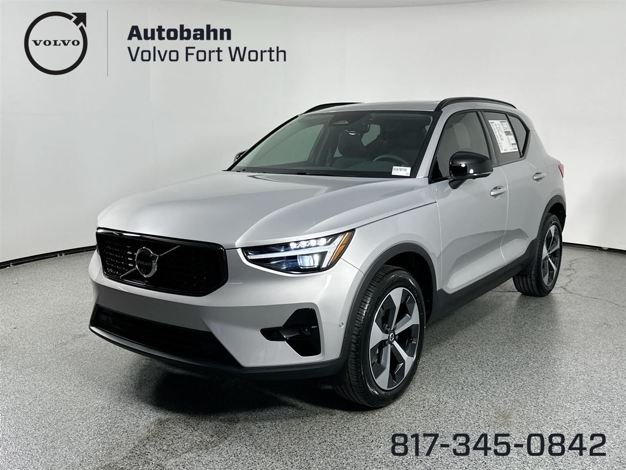 2025 Volvo XC40 Plus