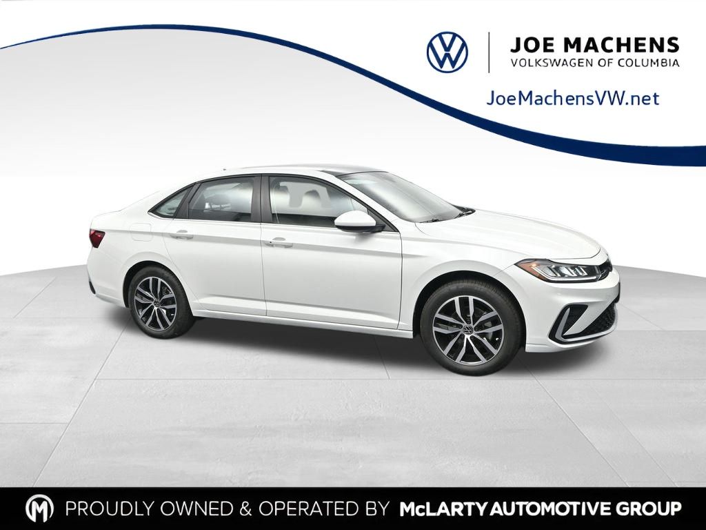 2025 Volkswagen Jetta SE's photo