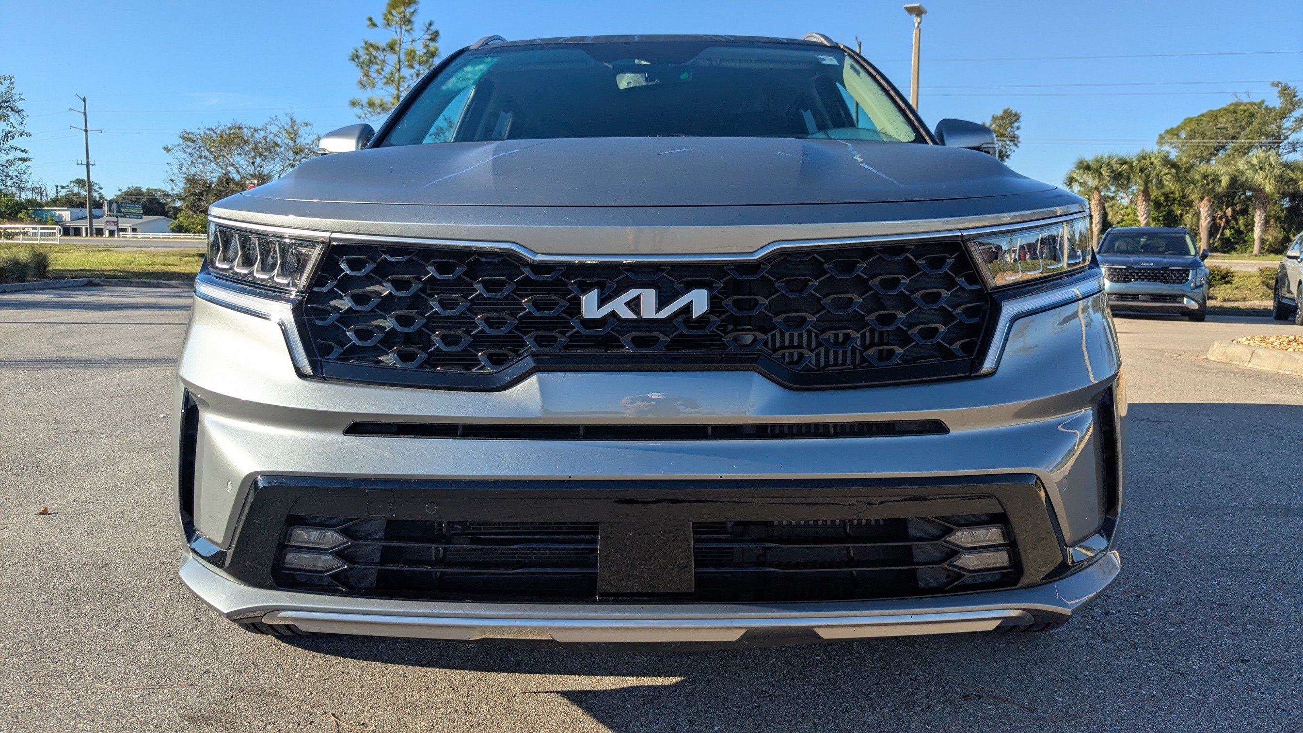 2023 Kia Sorento Hybrid EX photo 2
