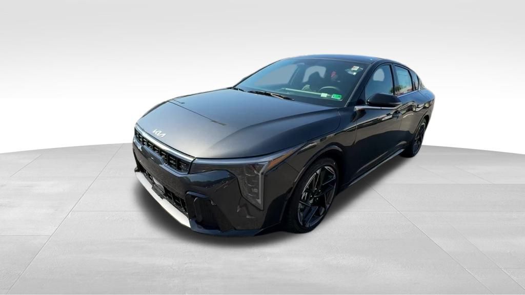 2025 Kia K4 GT-Line photo 10