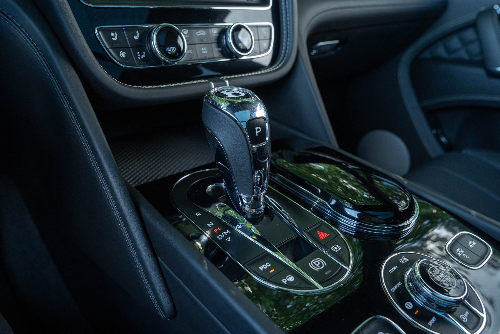 2017 Bentley Bentayga W12 photo 26