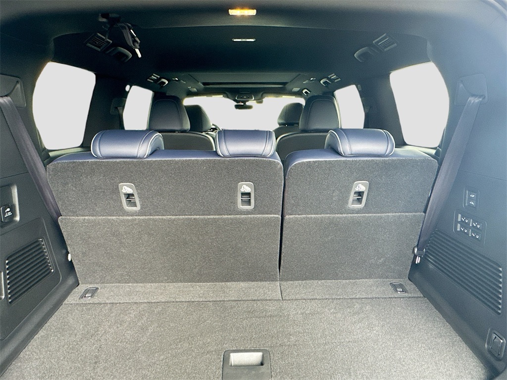 2026 Infiniti QX80 Sensory photo 25