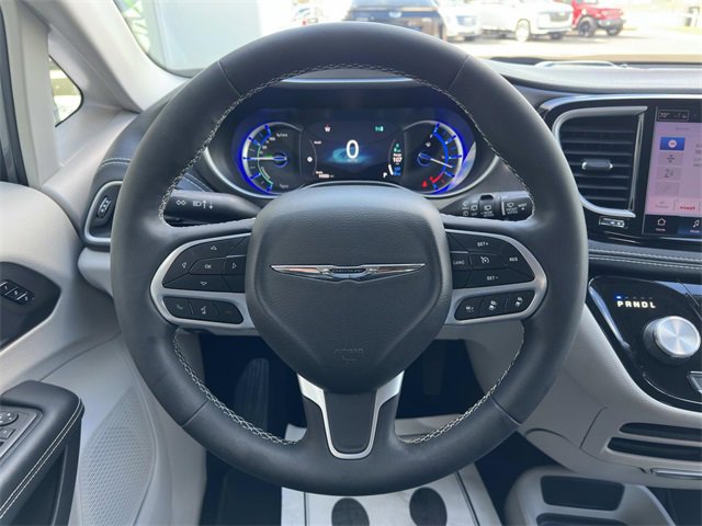 2022 Chrysler Pacifica Hybrid Touring L photo 60