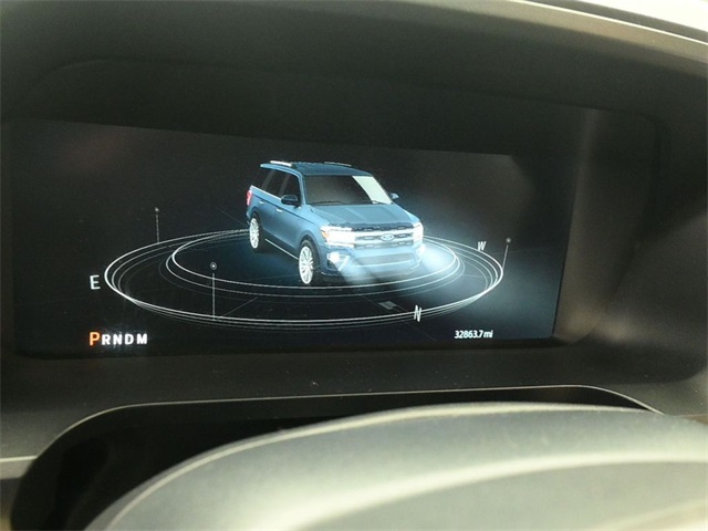 2022 Ford Expedition Platinum photo 15
