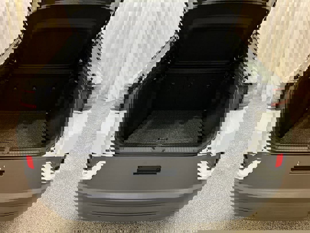 New 2025 Pure White Volkswagen Pro image 16