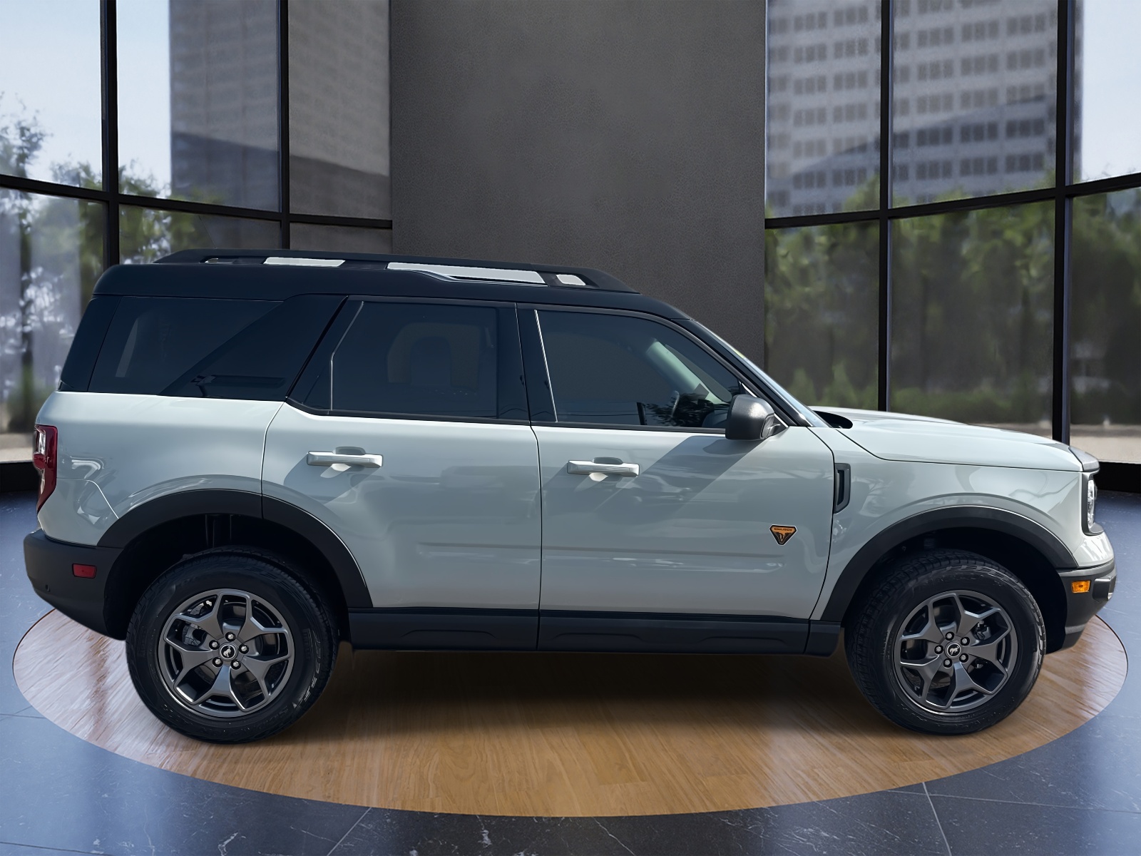 2023 Ford Bronco Sport Badlands photo 2