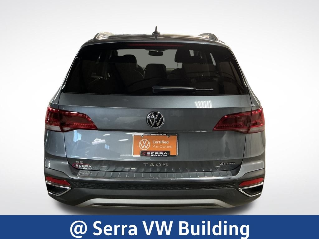 2022 Volkswagen Taos SE photo 4