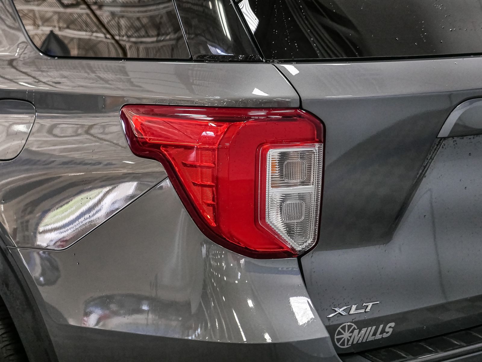 2023 Ford Explorer XLT photo 15