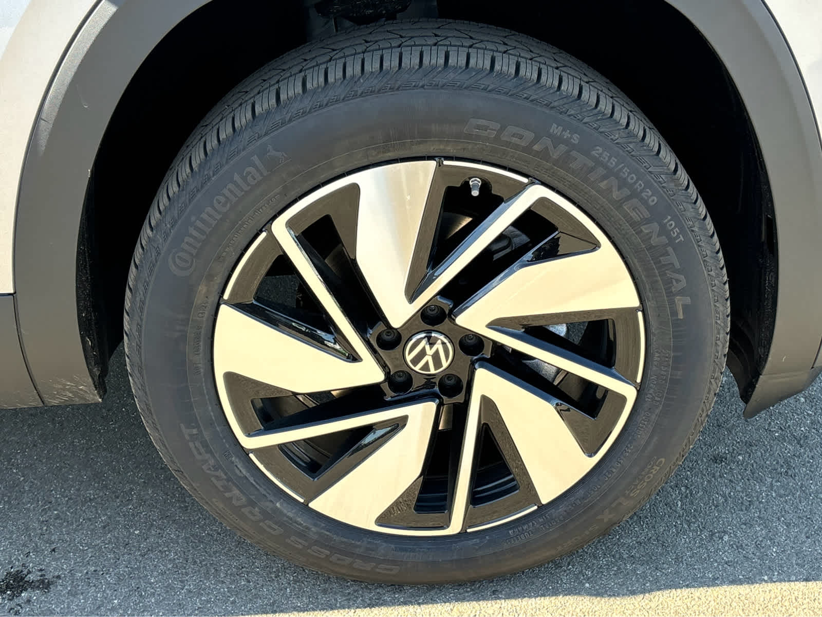 2025 Volkswagen Atlas SE Technology photo 21