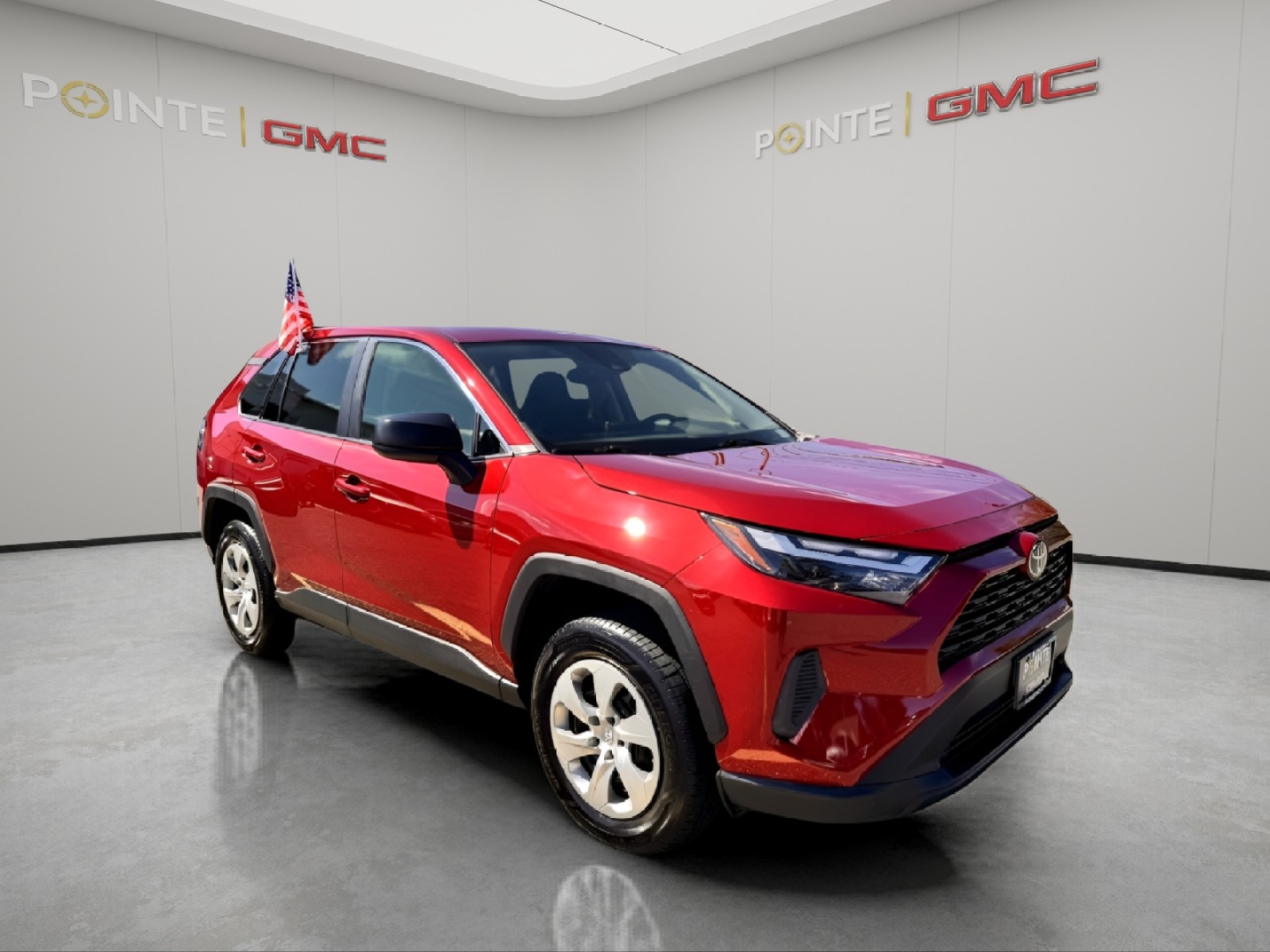 2023 Toyota RAV4 LE's photo
