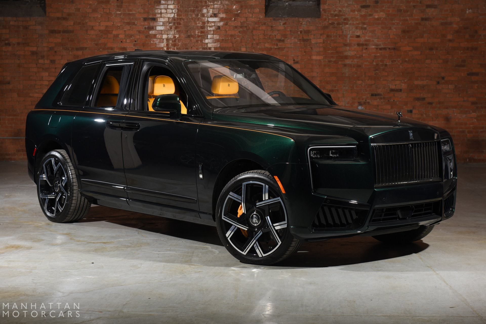 2025 Rolls Royce Cullinan Black Badge photo 3