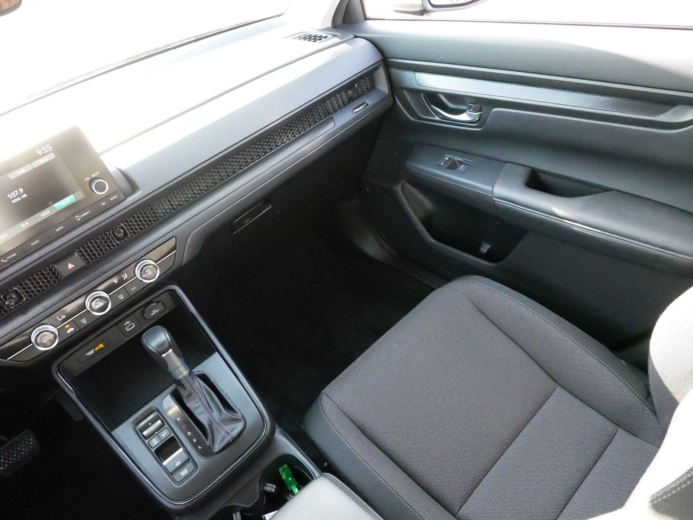 2025 Honda CR-V LX photo 11