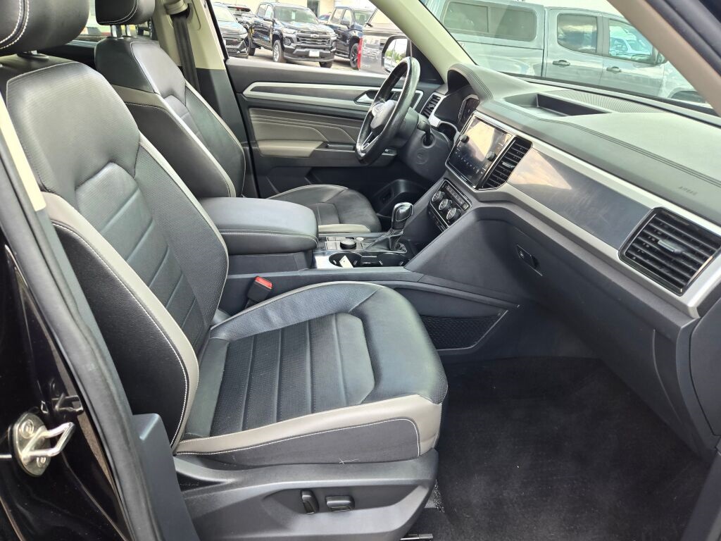 2022 Volkswagen Atlas V6 SEL Premium R-Line photo 4