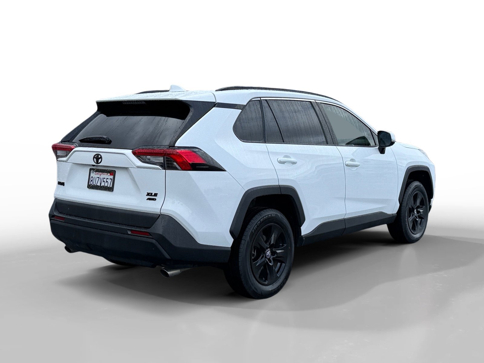 2021 Toyota RAV4 XLE photo 5
