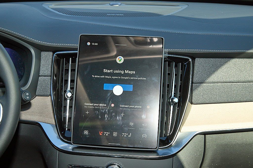 2026 VOLVO XC90 - Image 26