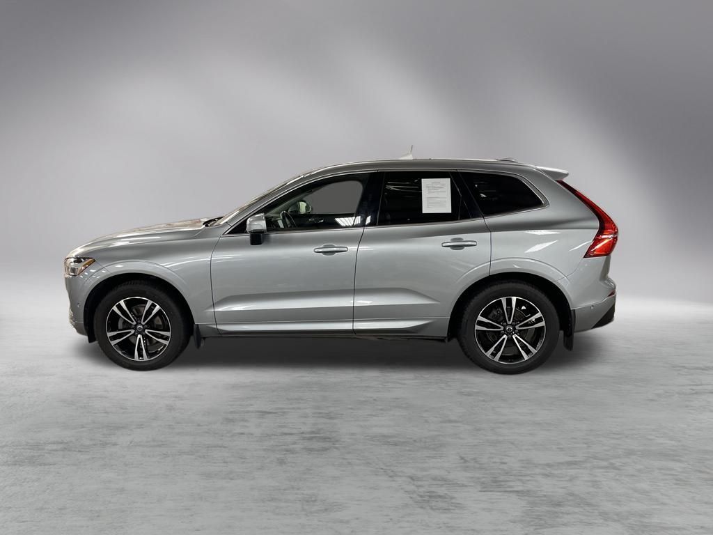2018 Volvo XC60 T5 Momentum photo 2