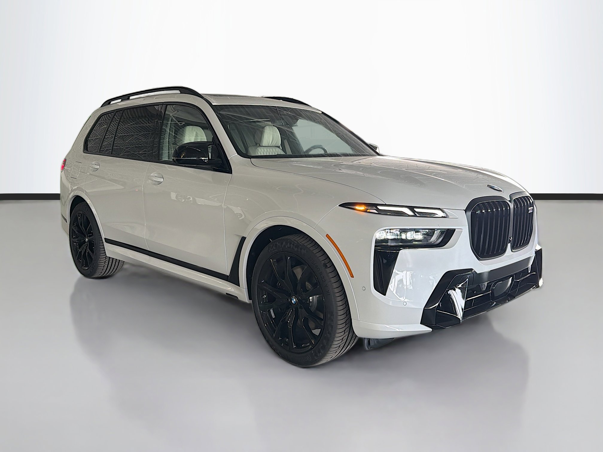 2026 BMW X7 M60i's photo