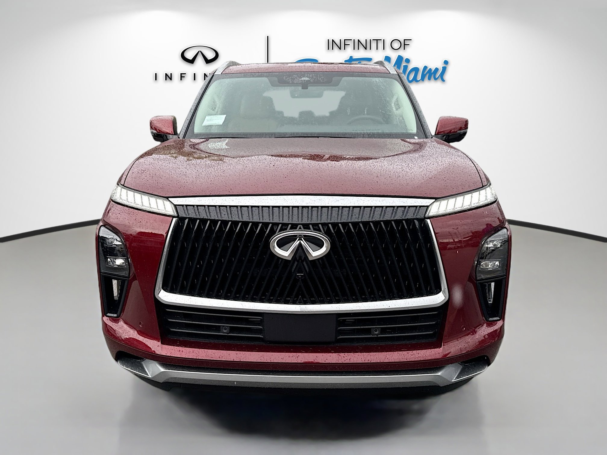 2026 Infiniti QX80 Luxe photo 2