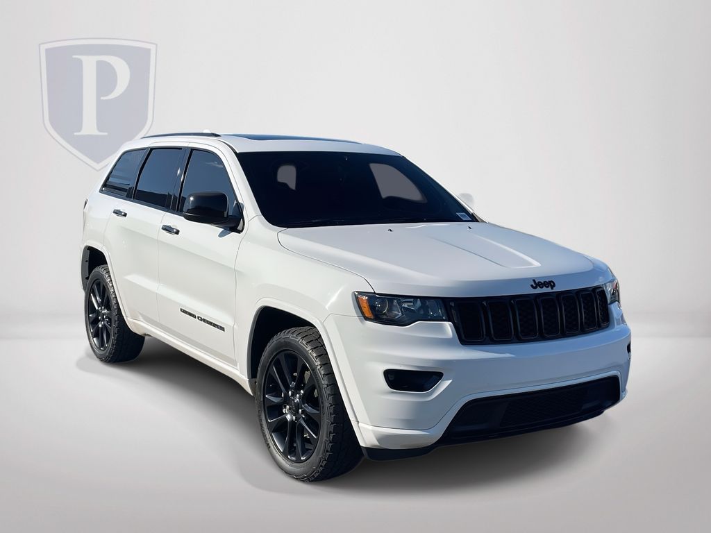 2019 Jeep Grand Cherokee Altitude's photo