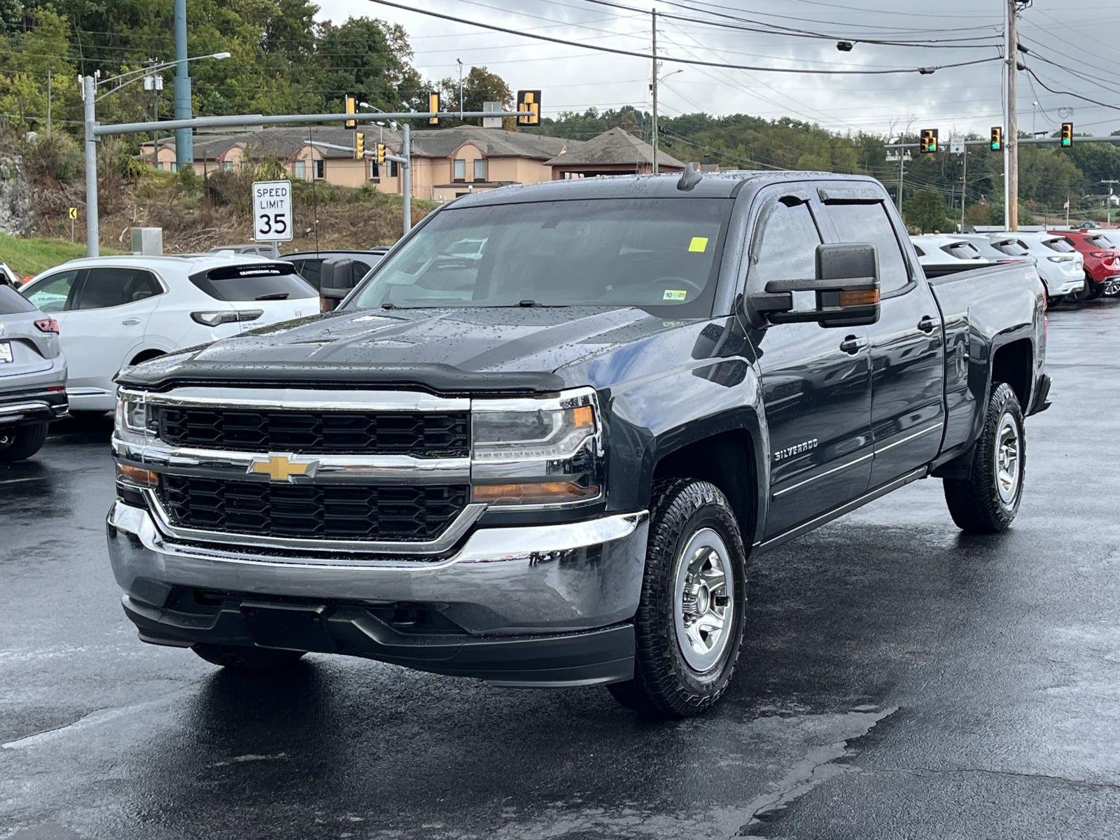 2017 Chevrolet Silverado 1500 LT photo 7