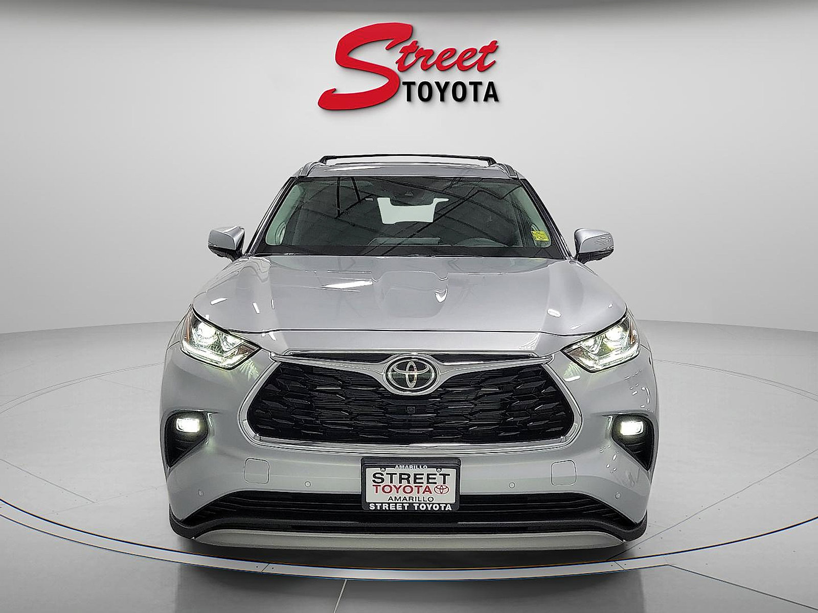 2025 Toyota Highlander Hybrid Platinum photo 5