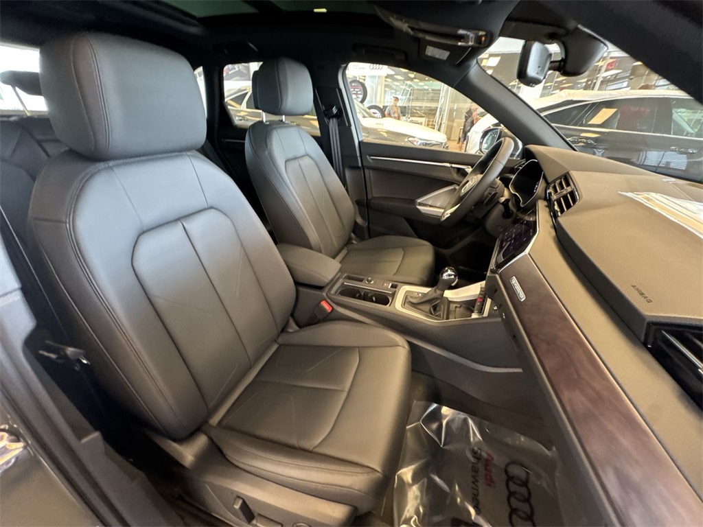 2025 Audi Q3 Premium S line photo 23