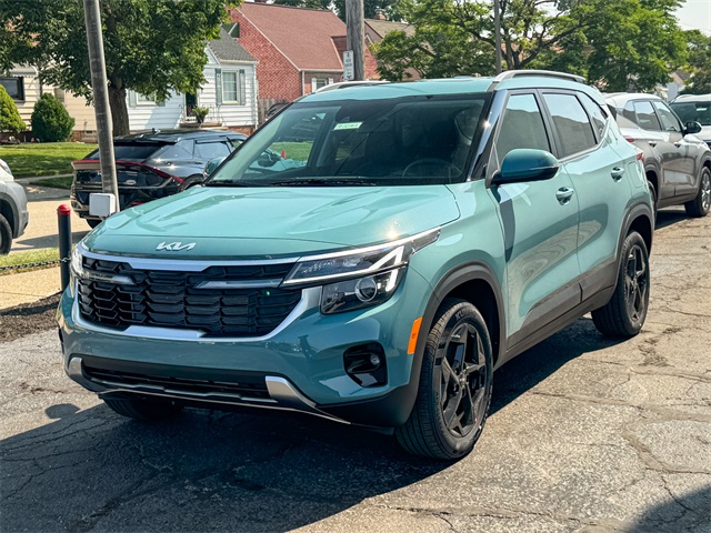 2026 Kia Seltos EX photo 8