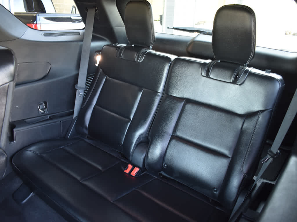 2020 Ford Explorer Limited photo 7