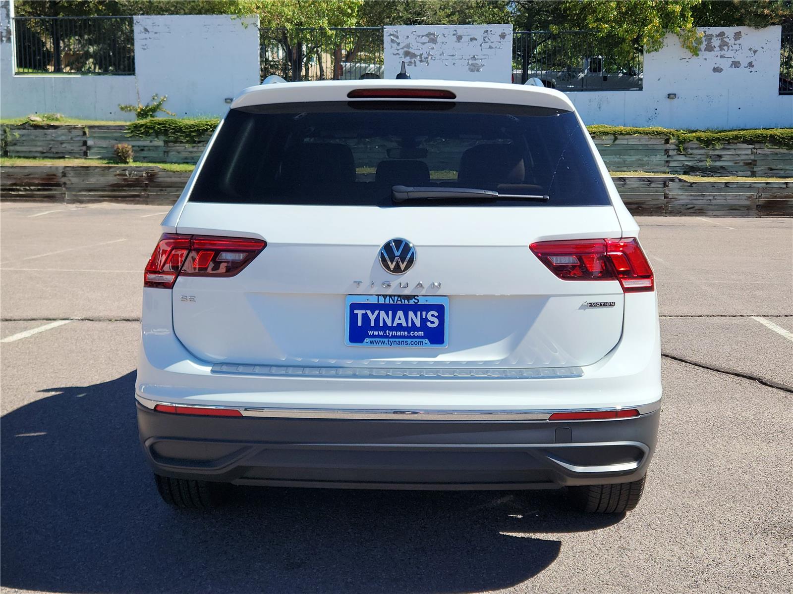2024 Volkswagen Tiguan SE Wolfsburg Edition photo 4