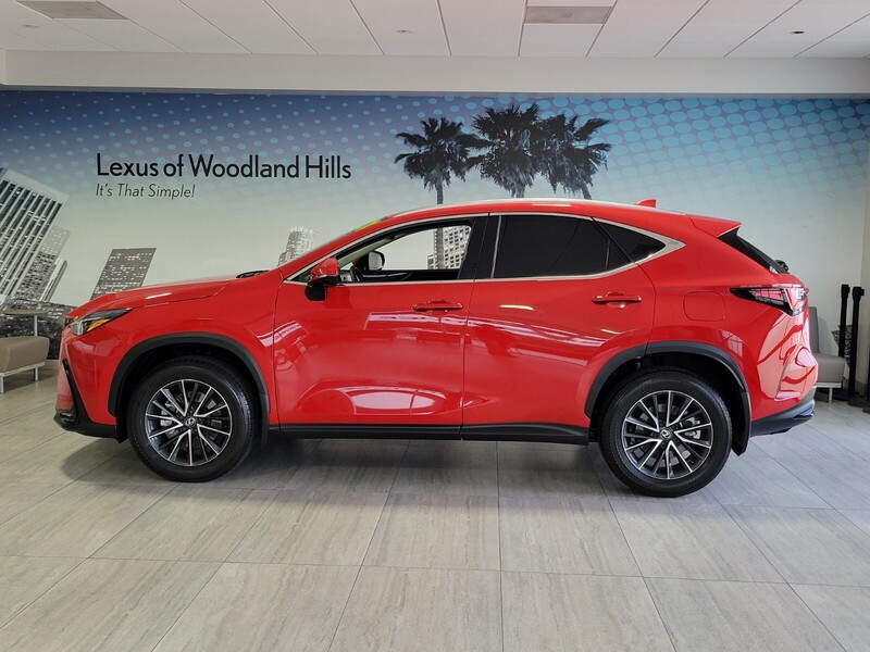 2024 Lexus NX 350 Premium photo 2