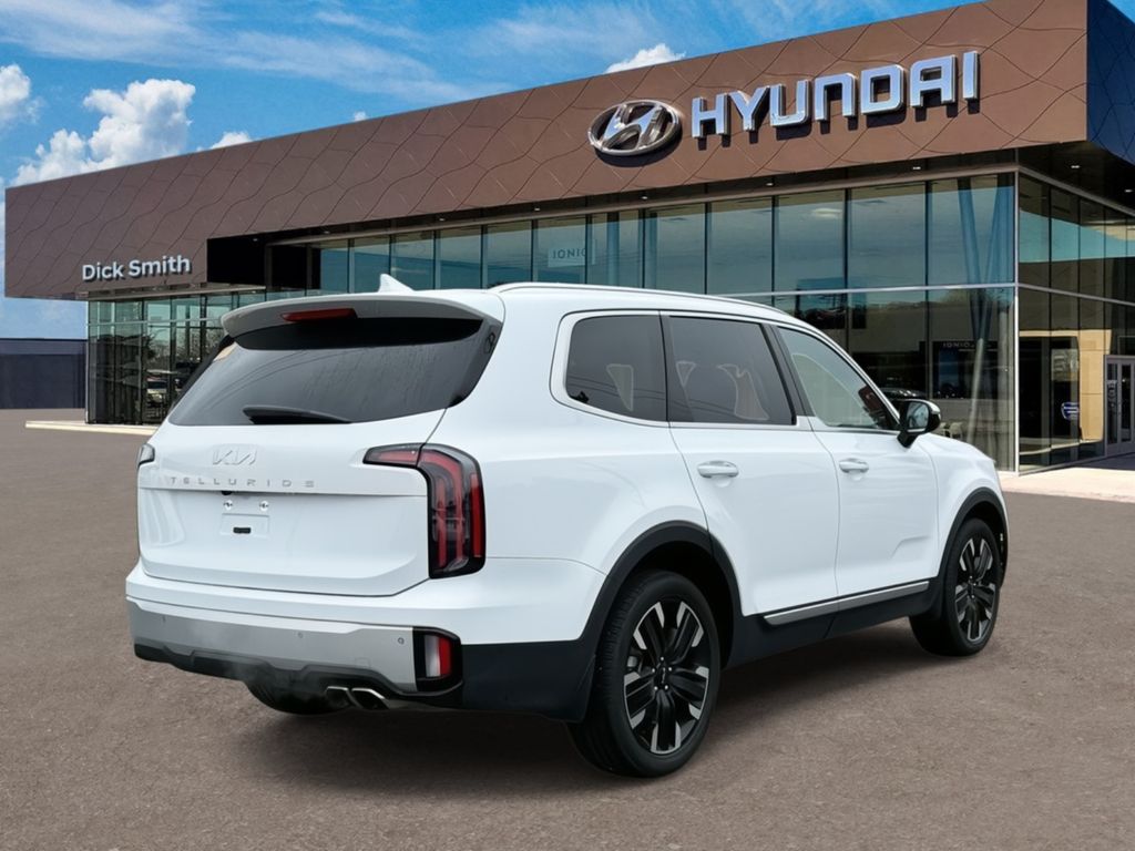 2024 Kia Telluride SX photo 2