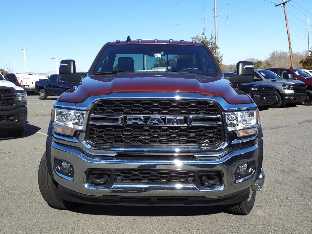 2024 Ram 4500 Tradesman photo 2