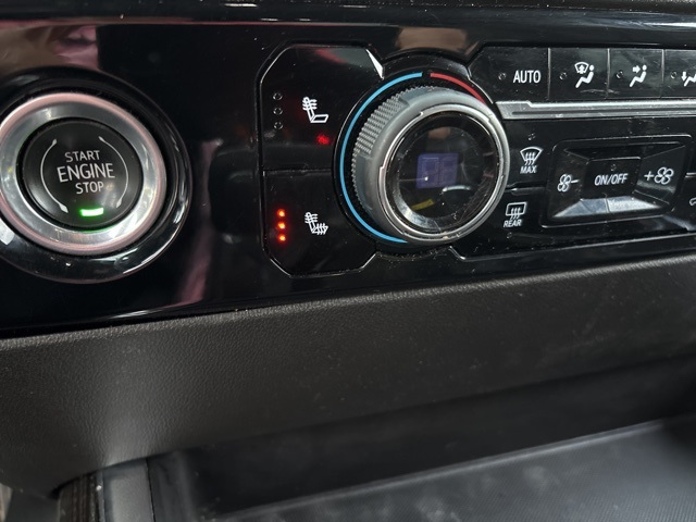 2023 Chevrolet Silverado 1500 RST photo 27