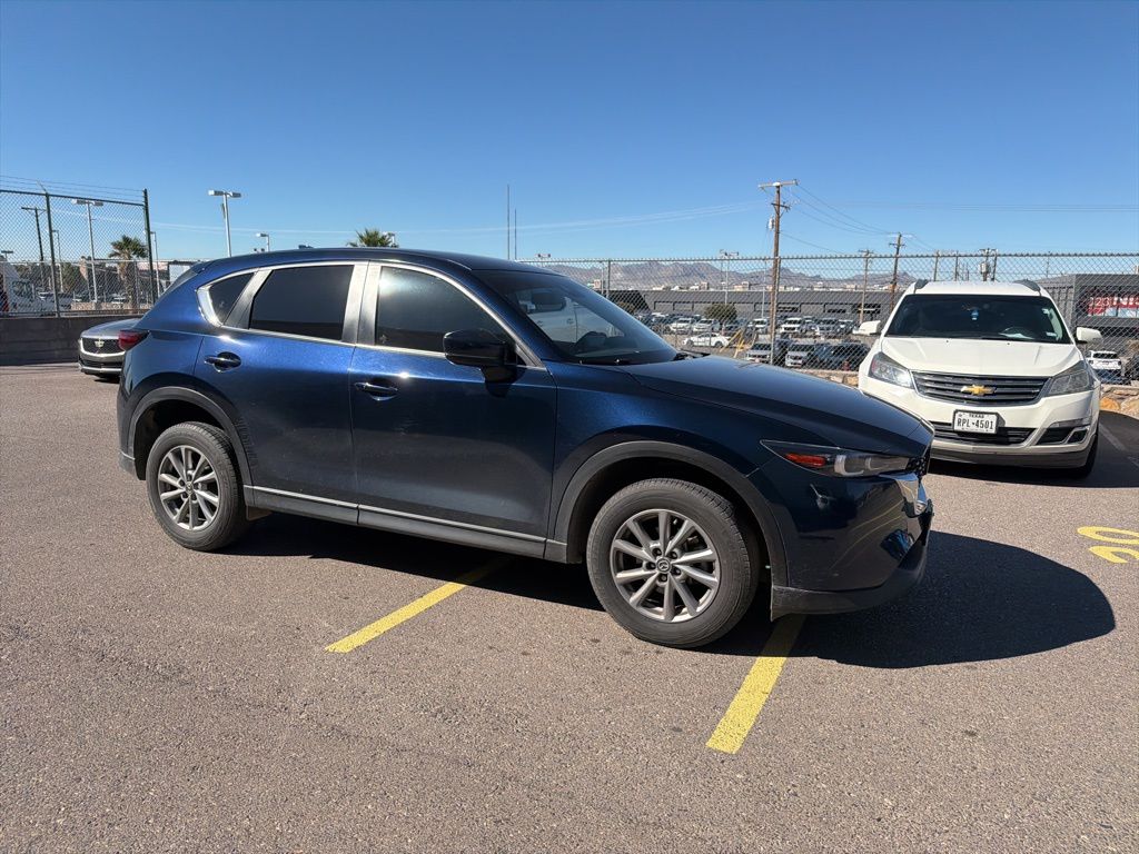 2023 Mazda CX-5 2.5 Select photo 4